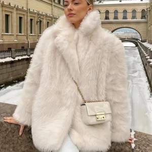 Veste fourrure très chaude