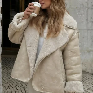 Manteau intérieur en fausse fourrure